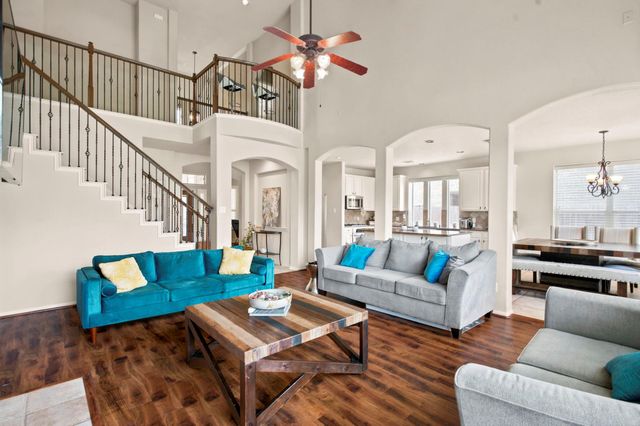 3306 Dancing Creek Lane, Missouri City, TX 77459
