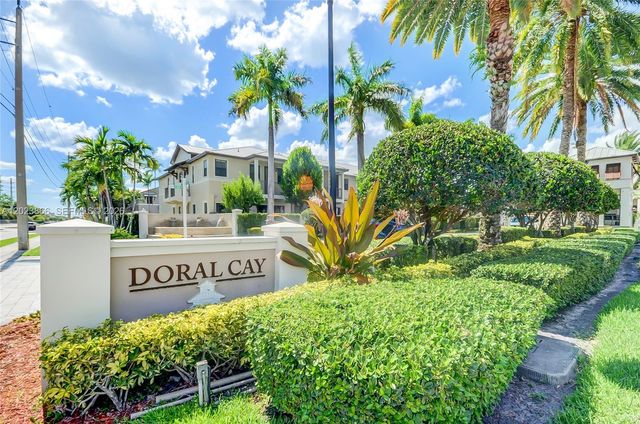 5820 NW 104th Ct, Doral, FL 33178