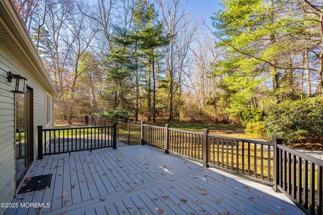 110 Lavenham Court, Toms River, NJ 08755