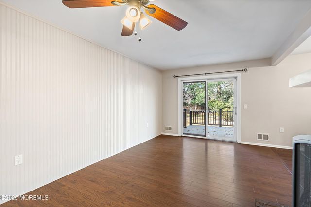 110 Lavenham Court, Toms River, NJ 08755