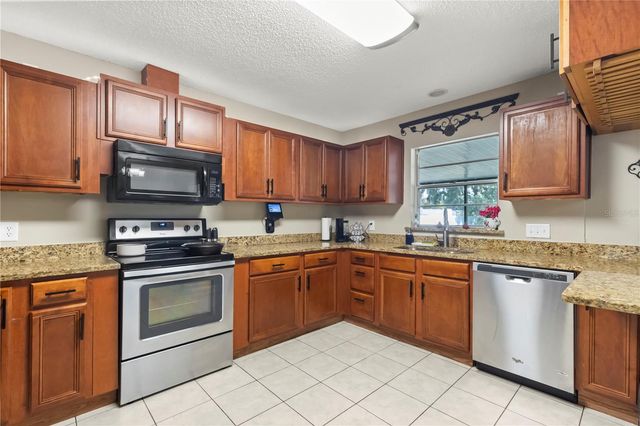 3025 SANDS ROAD, Lakeland, FL 33810