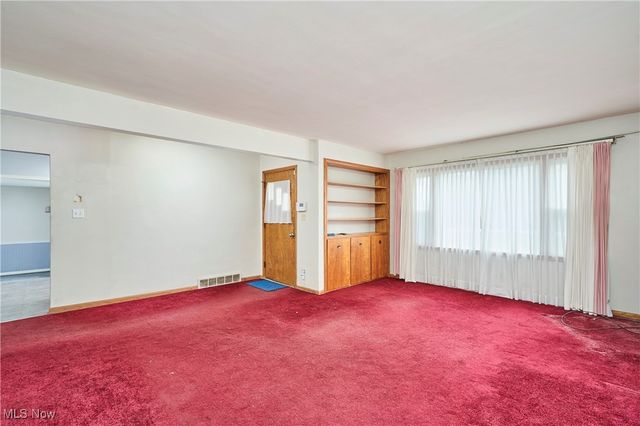 2941 Sweitzer Road, Uniontown, OH 44685