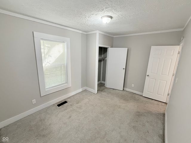 3449 Boulevard Place, Indianapolis, IN 46208