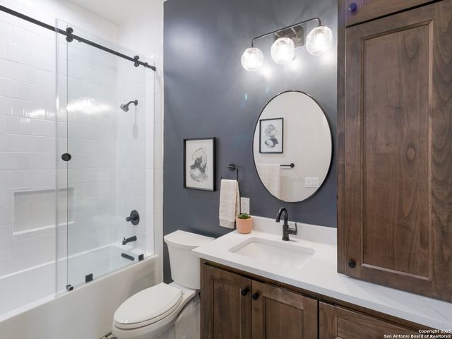 220 Easy Money, Boerne, TX 78006