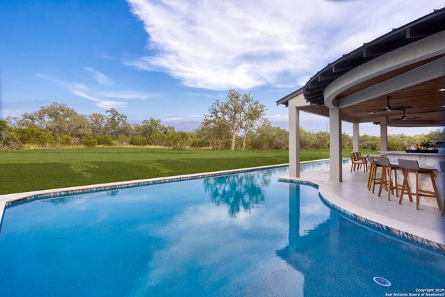 220 Easy Money, Boerne, TX 78006
