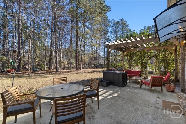 23 Lake Heron Court W, Pooler, GA 31322