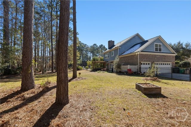 23 Lake Heron Court W, Pooler, GA 31322