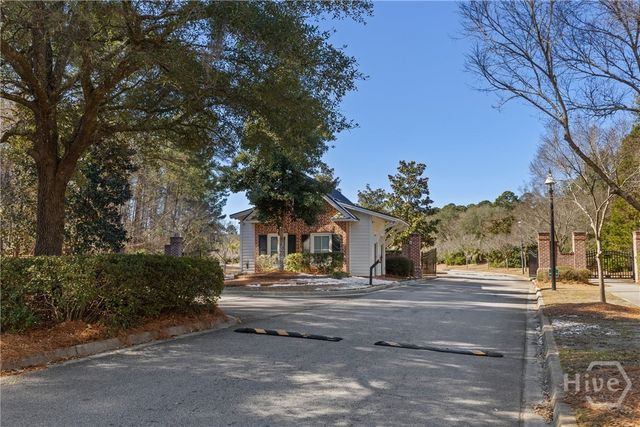 23 Lake Heron Court W, Pooler, GA 31322