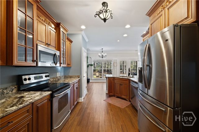 23 Lake Heron Court W, Pooler, GA 31322