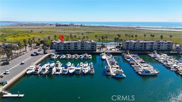 4167 Warner 105, Huntington Beach, CA 92649