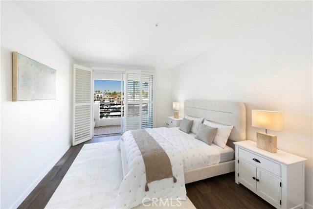 4167 Warner 105, Huntington Beach, CA 92649