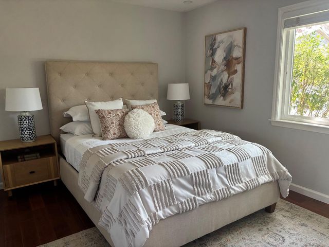 2355 Louis Road, Palo Alto, CA 94303