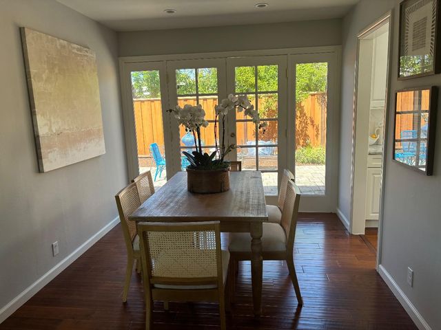 2355 Louis Road, Palo Alto, CA 94303
