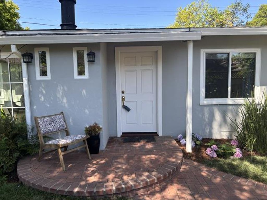 2355 Louis Road, Palo Alto, CA 94303