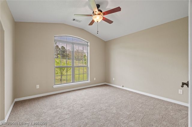 107127 S 4660 Road, Sallisaw, OK 74955