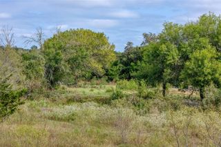 296 Thompson RD, Dale, TX 78616