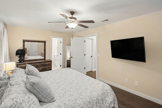 215 Emmett Dr, White House, TN 37188