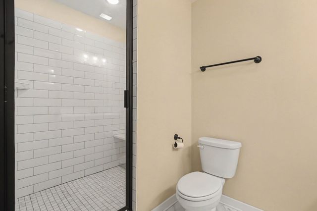 215 Emmett Dr, White House, TN 37188