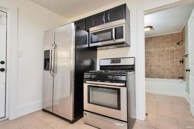 2521 Dodge Avenue, Fort Wayne, IN 46805