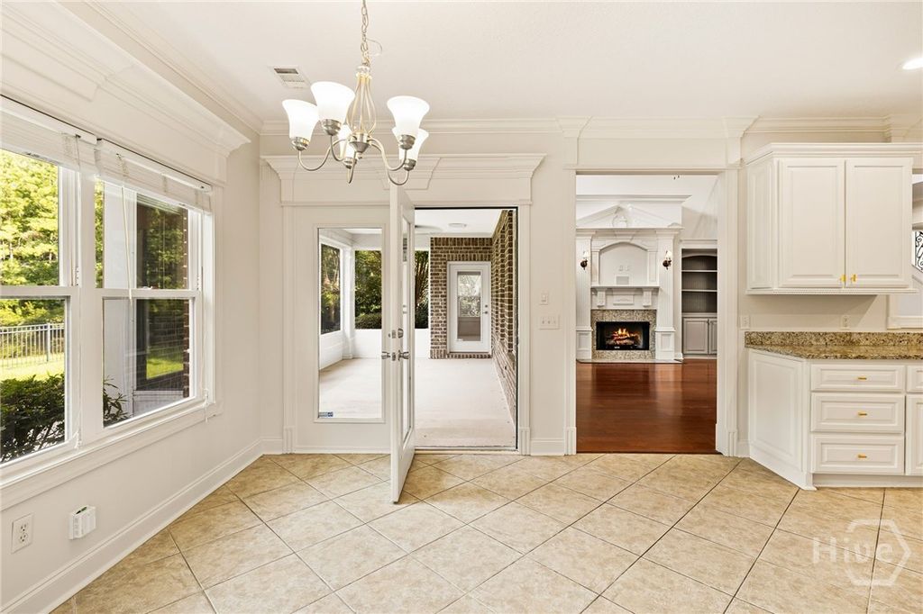Image 16 of property listing at 65 Woodchuck Hill Road, Savannah, GA 31405
