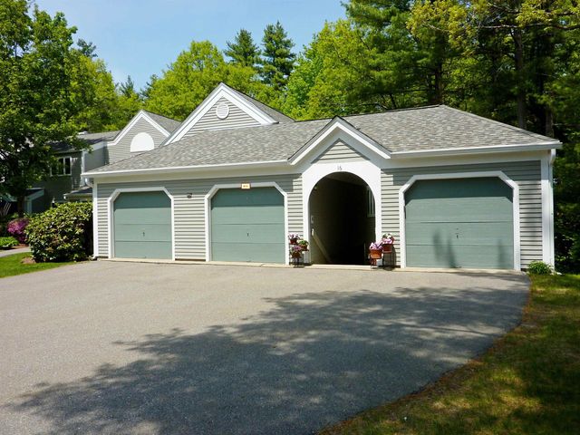 14 Dogwood Drive, Nashua, NH 03062