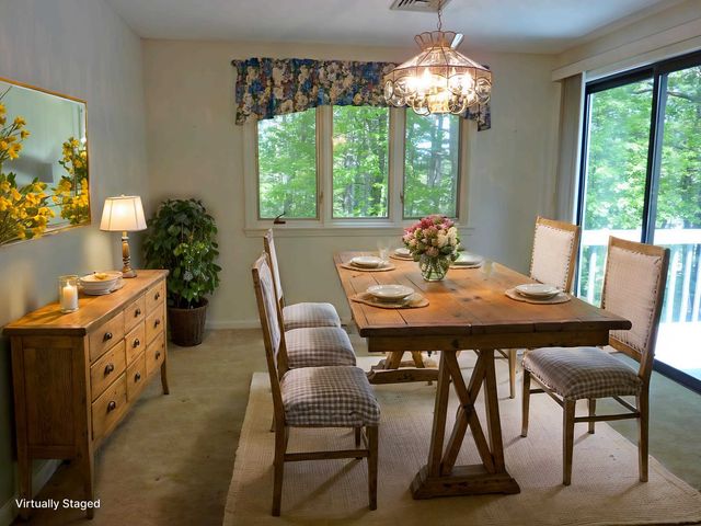 14 Dogwood Drive, Nashua, NH 03062