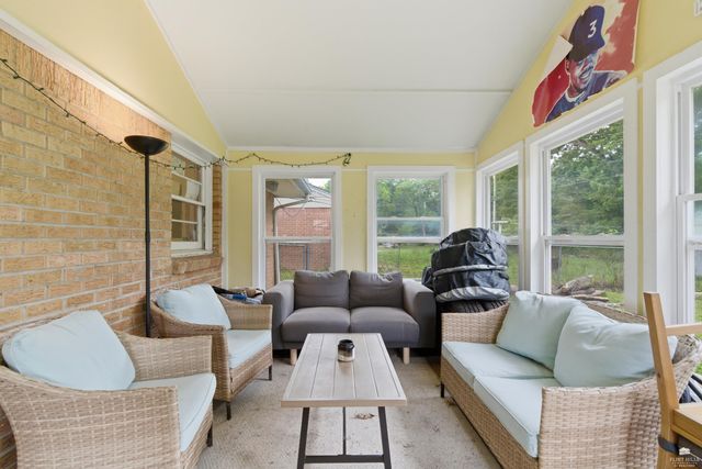 2038 College View, Manhattan, KS 66502