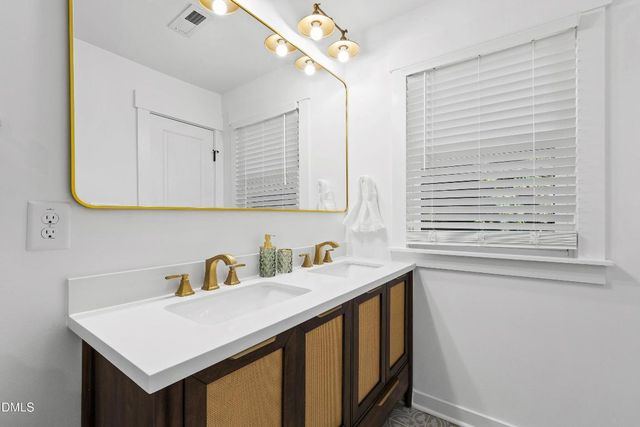 425 E Millbrook Road, Raleigh, NC 27609