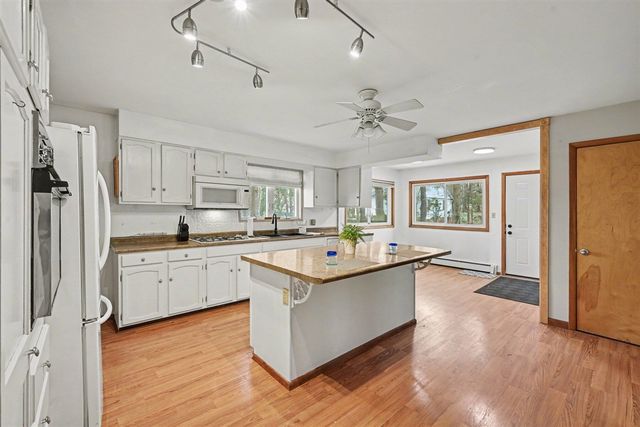 121 Hazen Street, Paw Paw, MI 49079