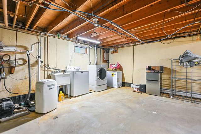 121 Hazen Street, Paw Paw, MI 49079