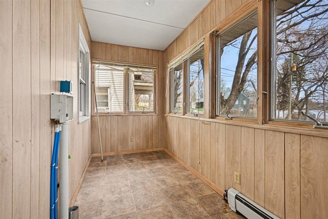 121 Hazen Street, Paw Paw, MI 49079