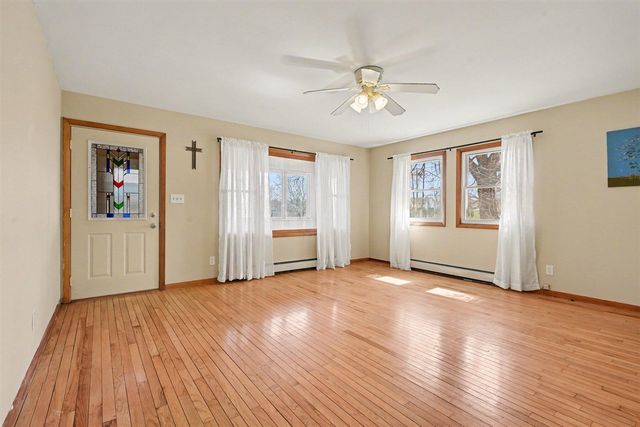 121 Hazen Street, Paw Paw, MI 49079