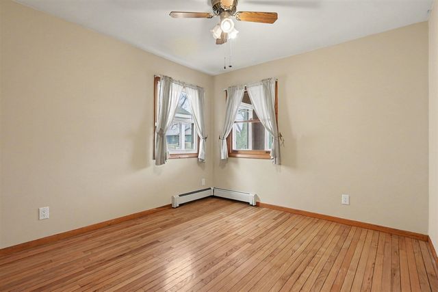 121 Hazen Street, Paw Paw, MI 49079