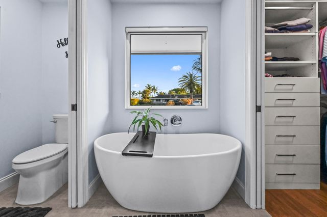 220 Walton Heath Drive, Atlantis, FL 33462