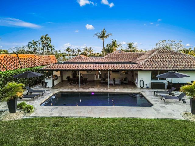 220 Walton Heath Drive, Atlantis, FL 33462