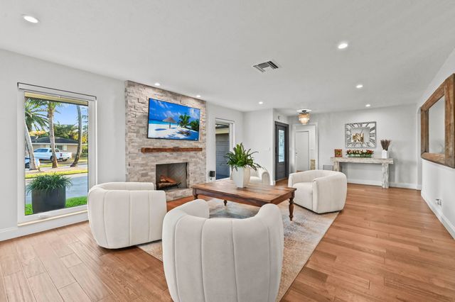 220 Walton Heath Drive, Atlantis, FL 33462