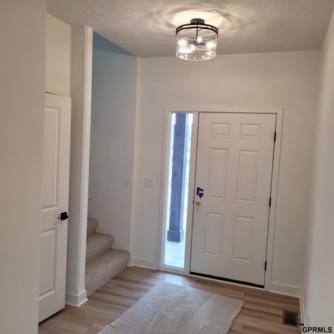 6515 S 199 Avenue, Gretna, NE 68135