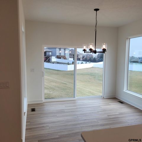 6515 S 199 Avenue, Gretna, NE 68135