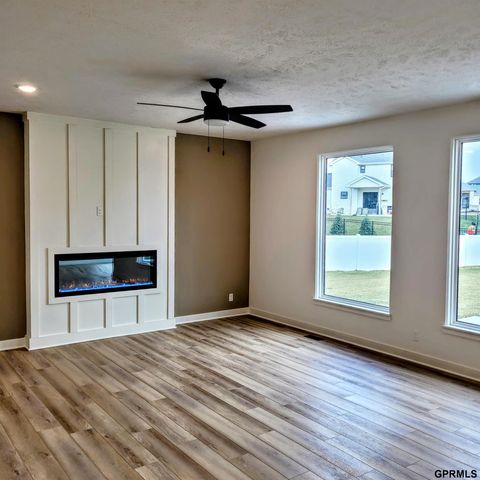 6515 S 199 Avenue, Gretna, NE 68135