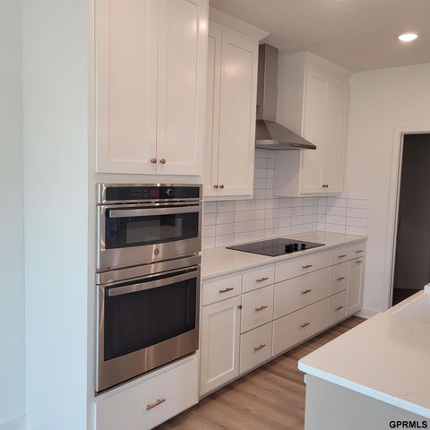 6515 S 199 Avenue, Gretna, NE 68135