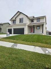 6515 S 199 Avenue, Gretna, NE 68135