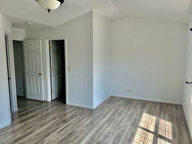 2375 Stoughton Circle, Aurora, IL 60502