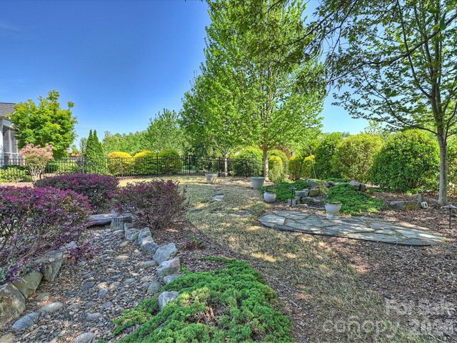 531 Trillium Way, Belmont, NC 28012