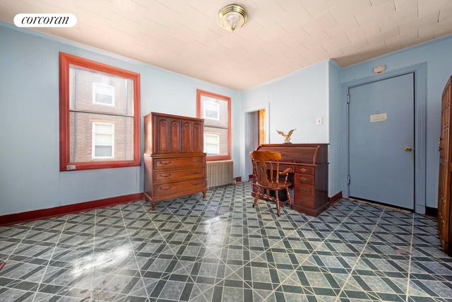 76 S 3RD Street, New York City, NY 11249