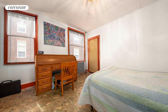 76 S 3RD Street, New York City, NY 11249