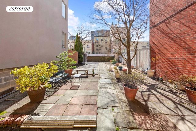 76 S 3RD Street, New York City, NY 11249