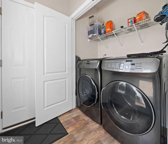 215 N BAYBERRY PKWY, Middletown, DE 19709
