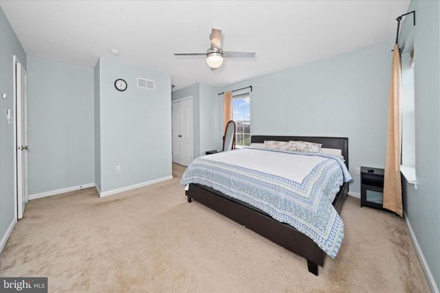 215 N BAYBERRY PKWY, Middletown, DE 19709