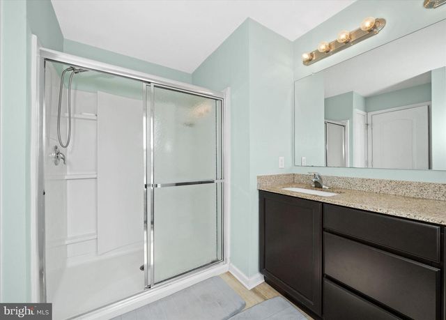 215 N BAYBERRY PKWY, Middletown, DE 19709