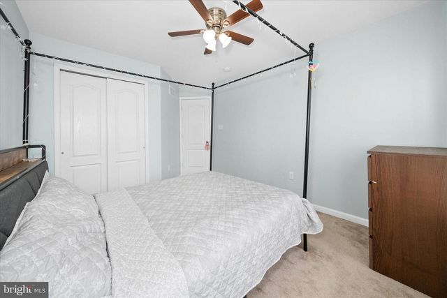 215 N BAYBERRY PKWY, Middletown, DE 19709